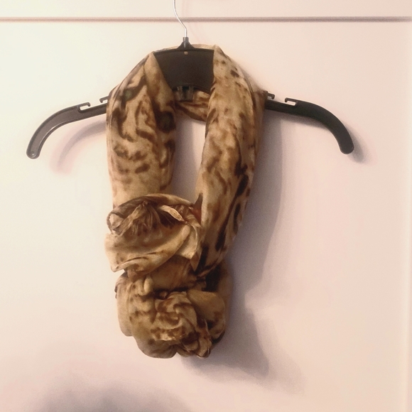 Unknown-Safari style scarf SZ 72"x36" - Picture 4 of 5